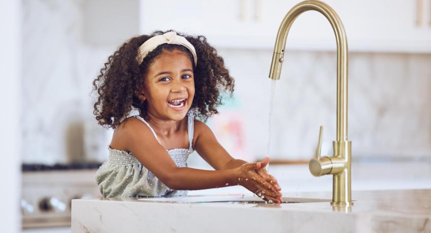 girl washing hands