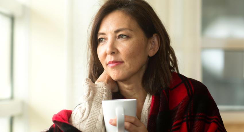 lady drinking coffee
